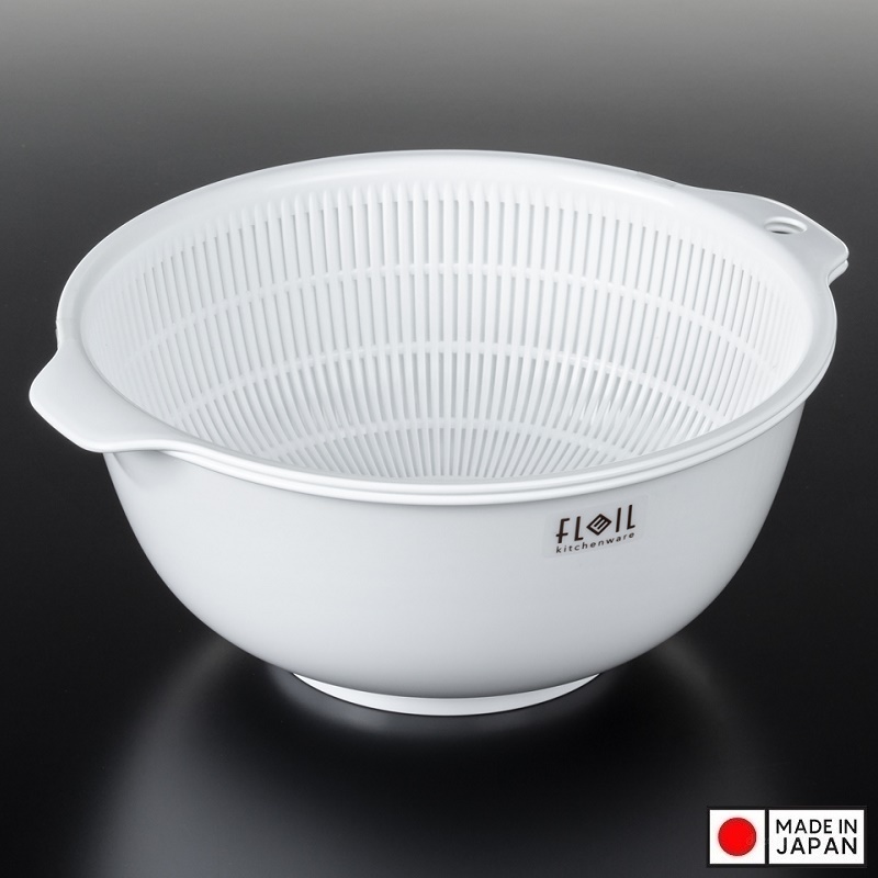 Hộp đựng/cất bảo quản thực phẩm ( Chữ nhật 2000ml ) + 01 Rổ nhựa 2 lớp (1.5 L) cao cấp ( Giao hàng ngẫu nhiên ) - Hàng nội địa Nhật Bản.