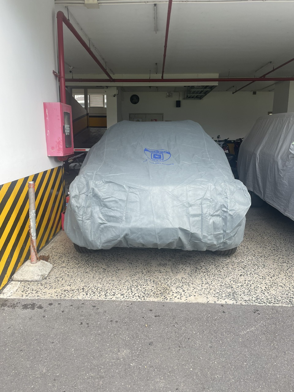 Bạt phủ ô tô chất liệu vải không dệt 3 lớp cao cấp thương hiệu MACSIM cho xe ô tô Audi A4 - màu ghi