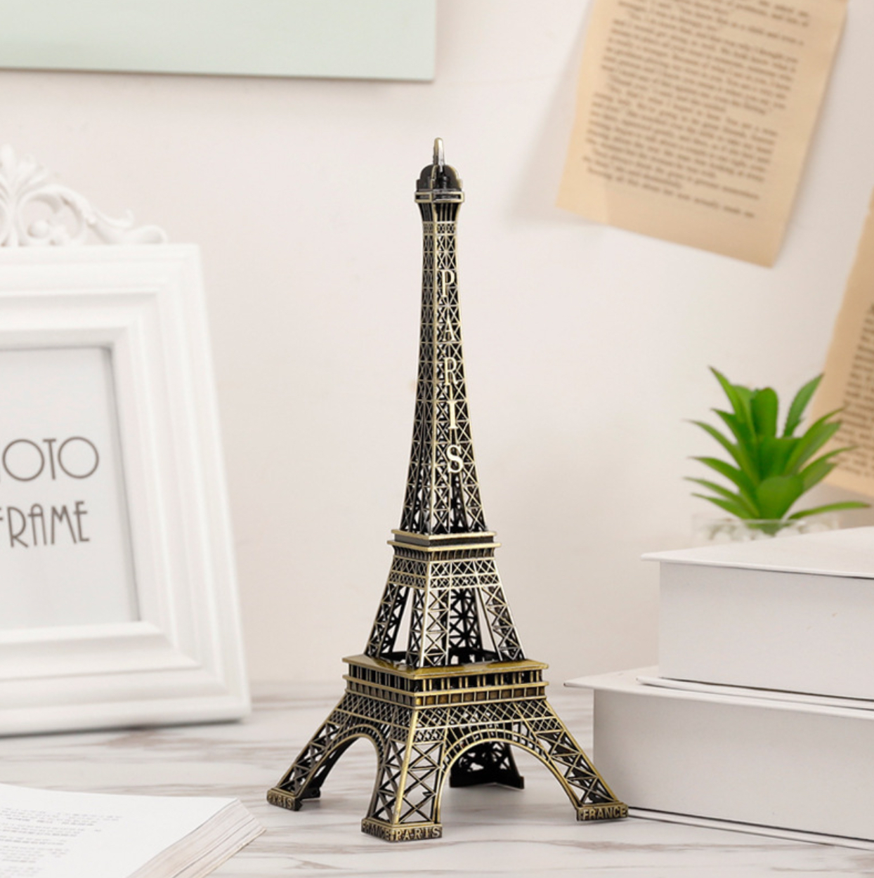 Mô hình tháp eiffel trang trí nhà cửa decor bàn ăn, đàn piano, nhà bếp, phòng khách, bàn làm việc - Hàng chính hãng