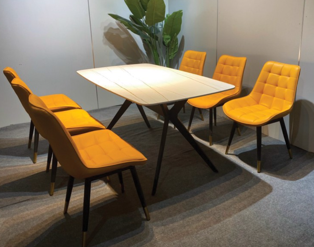 Bàn ăn mặt đá cẩm thạch Juno Sofa chân xương cá hiện đại