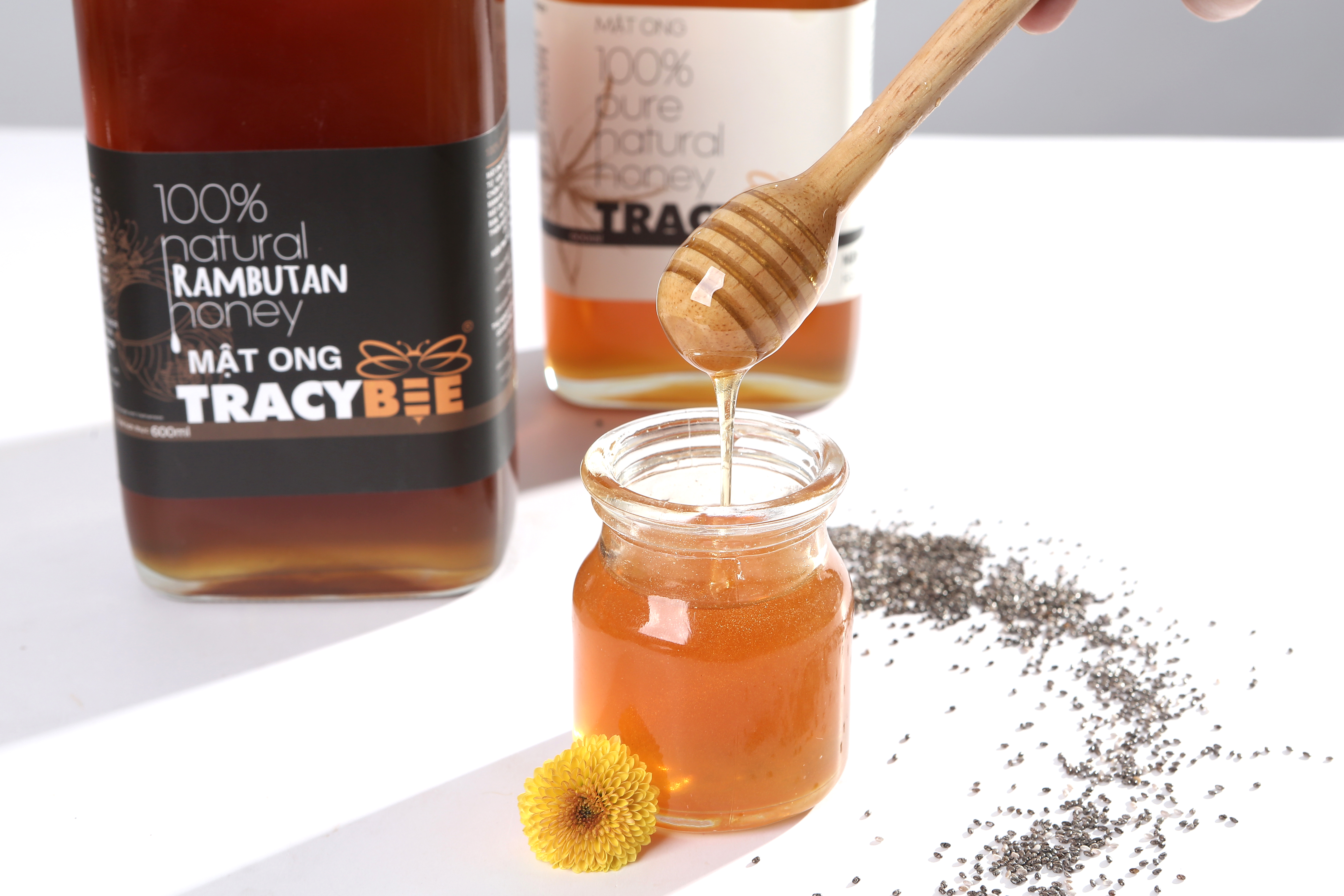 Hộp đôi quà tặng mật ong hoa chôm chôm Tracybee 600ml