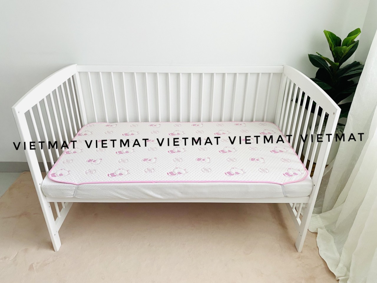 Tấm Lót Chống Thấm VIETMAT Màu Hồng (Size 80 x 120 cm)