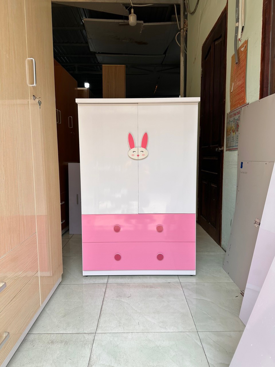 Tủ áo trẻ em BaBYBus Tundo hiện đại