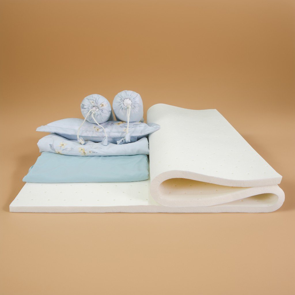Nệm cao su thiên nhiên em bé Tatana Baby Care- Độ cao 2cm-Dành cho bé đi học hoặc sơ sinh-Màu ngẫu nhiên