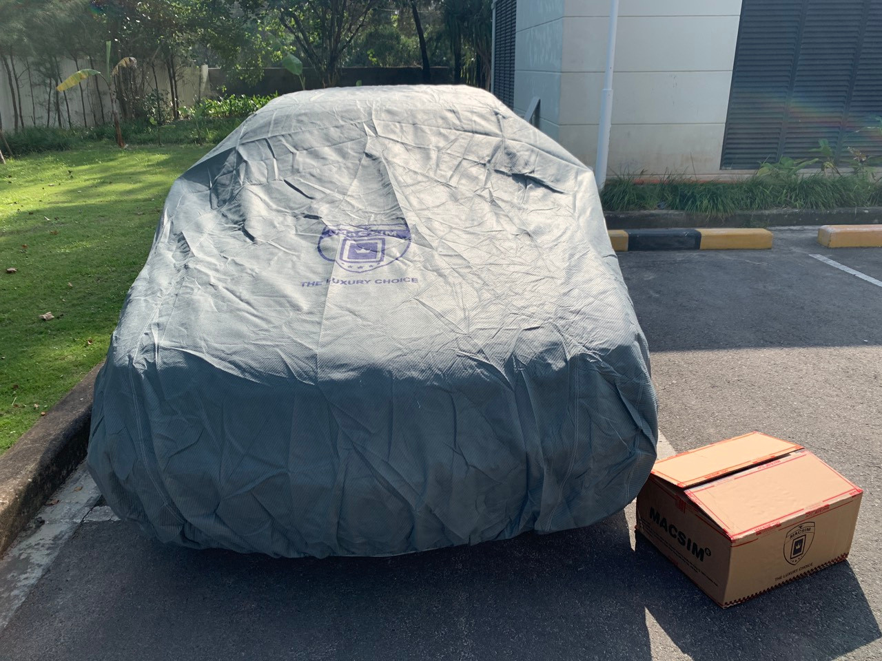 Bạt phủ ô tô chất liệu vải không dệt 3 lớp cao cấp thương hiệu MACSIM cho xe ô tô Hyundai Creta - màu ghi