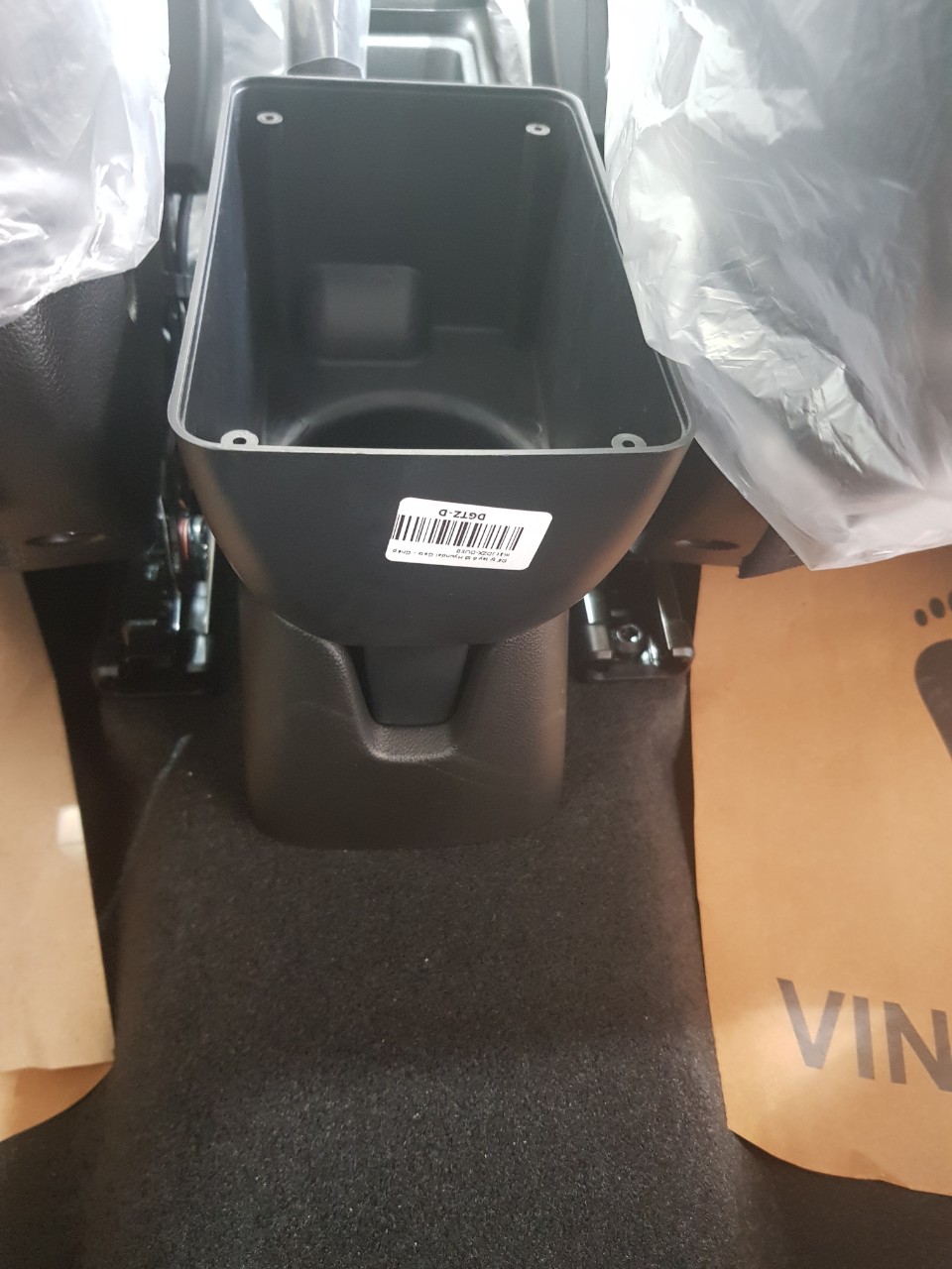 Hộp tỳ tay ô tô, xe hơi cao cấp Vinfast Fadil tích hợp 7 cổng USB - DUSB-FD
