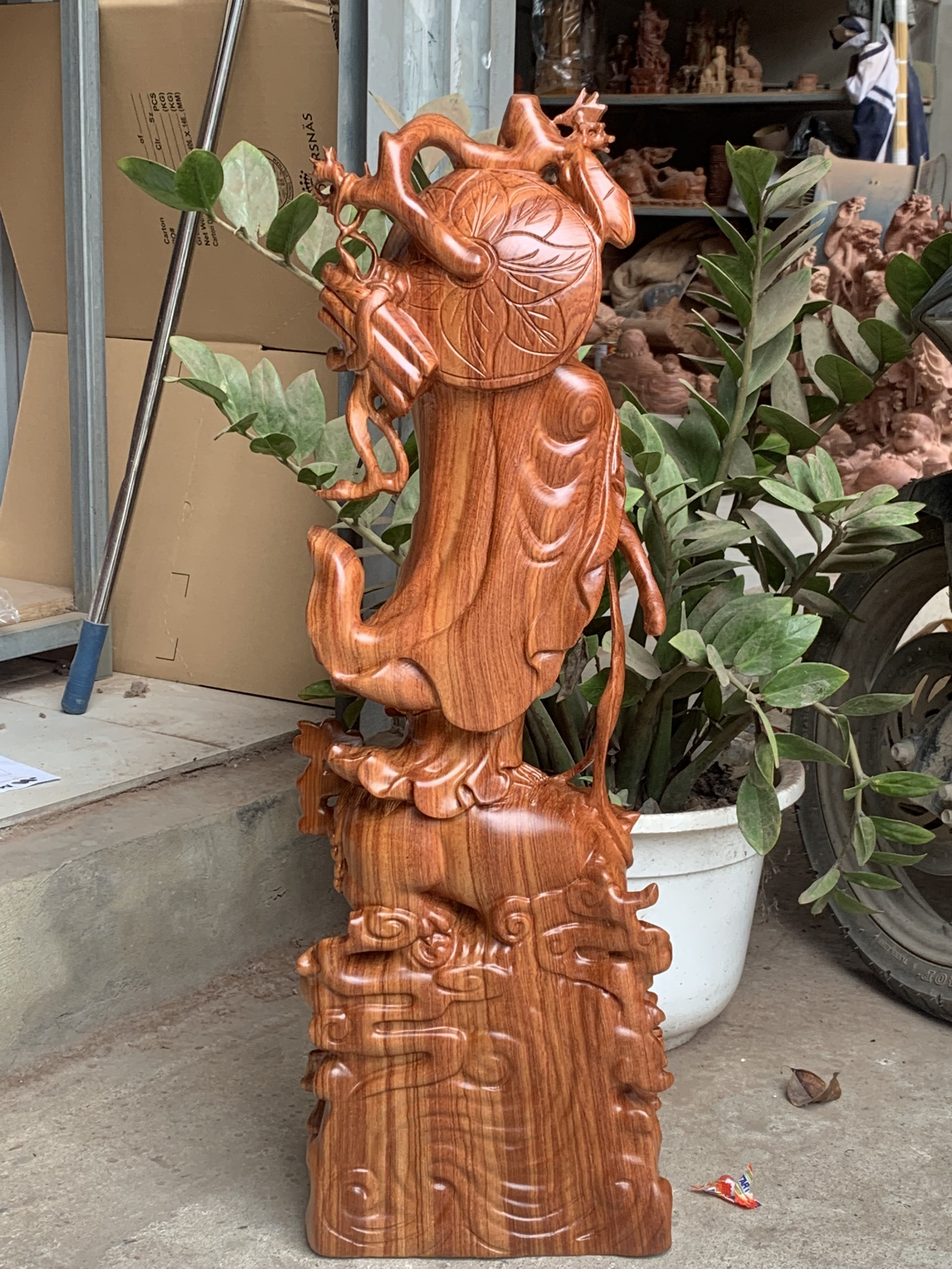 TƯỢNG ĐẠT MA SƯ TỔ BẰNG GỖ HƯƠNG ĐÁ KT CAO 80×25×15CM