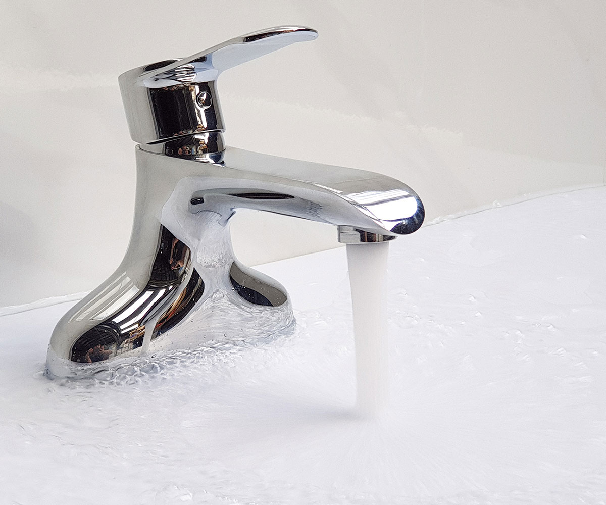 Vòi Lavabo nóng lạnh 2 chân Đồng mạ Chrome Eurolife EL-VIO03 (Trắng bạc)