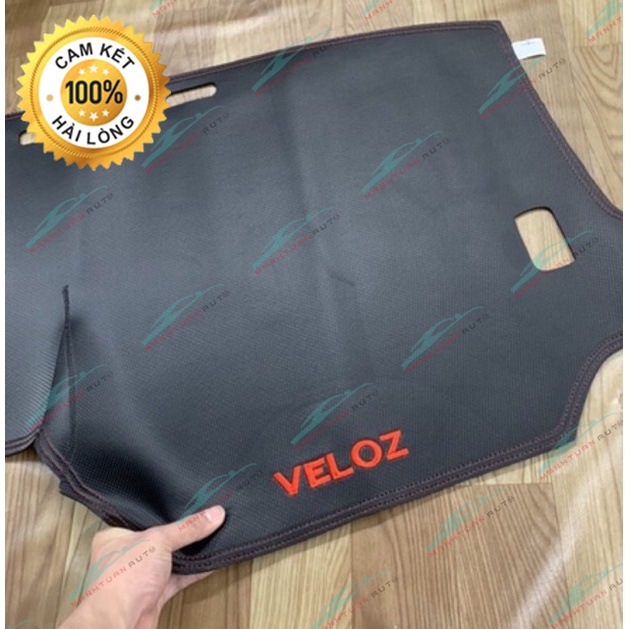 Thảm Taplo Da vân Carbon Cao Cấp cho xe Toyota Veloz Cross đời 2022 - 2023 hàng cao cấp