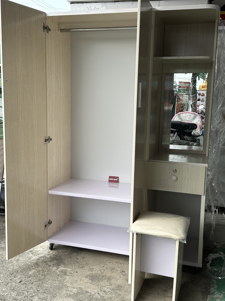 Tủ áo kèm bàn trang điểm Tundo 1m2 x 1m75 x 48 cm Tặng ghế nệm