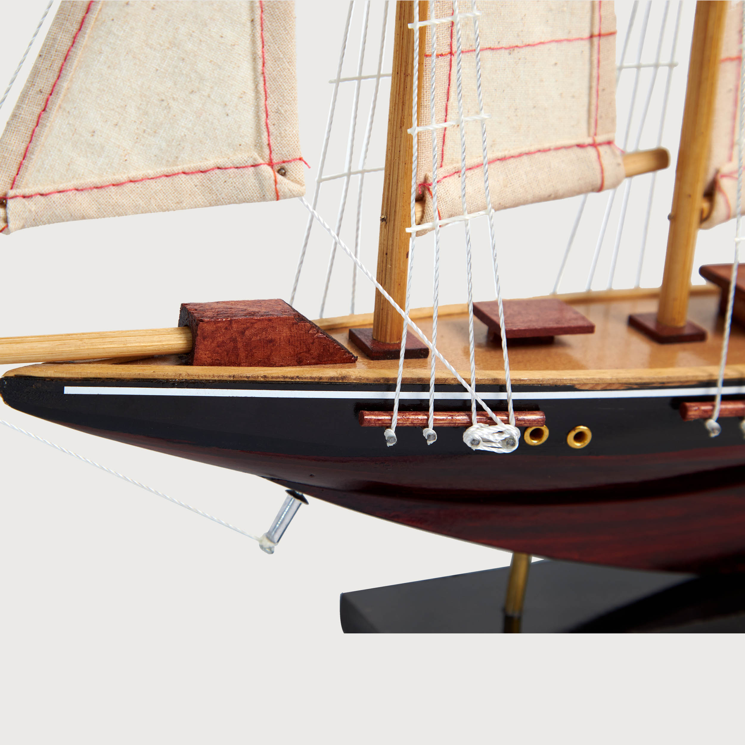 Mô hình du thuyền ATLANTIC cao cấp, gỗ tự nhiên, lMô hình du thuyền ATLANTIC cao cấp, gỗ tự nhiên, lắp ráp sẵn, gỗ tự nhiên cao cấp sang trọngắp ráp sẵn 1st FURNITURE bằng gỗ tự nhiên cao cấp sang trọng