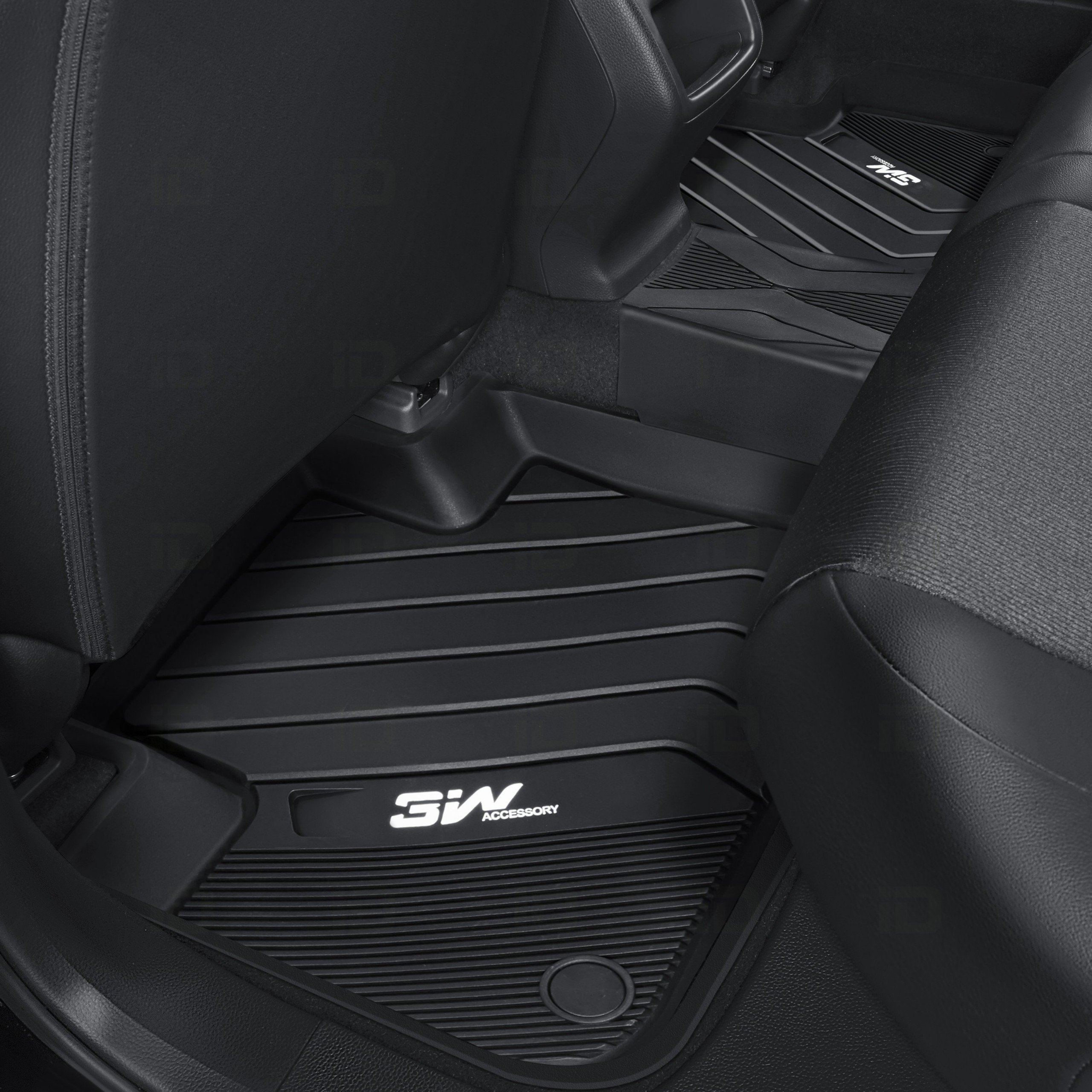 Thảm lót sàn xe ô tô BMW X1 2015-đến nay nhãn hiệu Macsim 3W - chất liệu nhựa TPE đúc khuôn cao cấp - màu đen