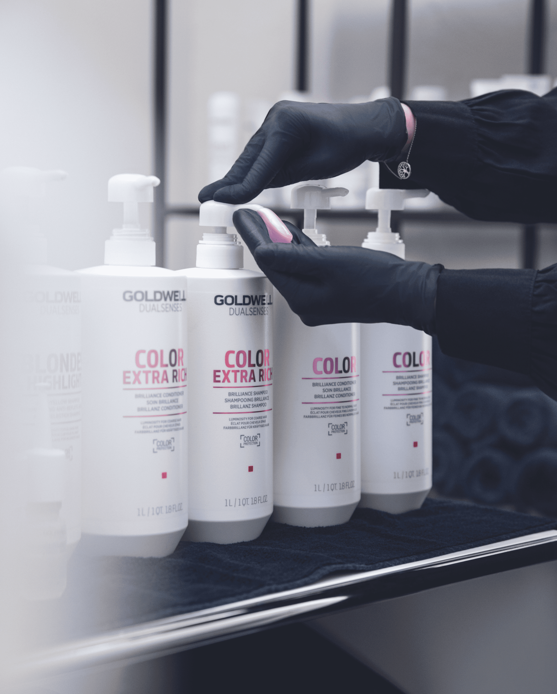 Dầu Gội Giữ Màu Tóc Nhuộm Goldwell Color Extra Rich Dưỡng Tóc Bóng Mượt, Bền Màu Lâu Phai