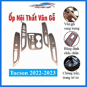 Ốp nội thất xe ô tô Tucson 2022-2023 vân gỗ nhựa ABS