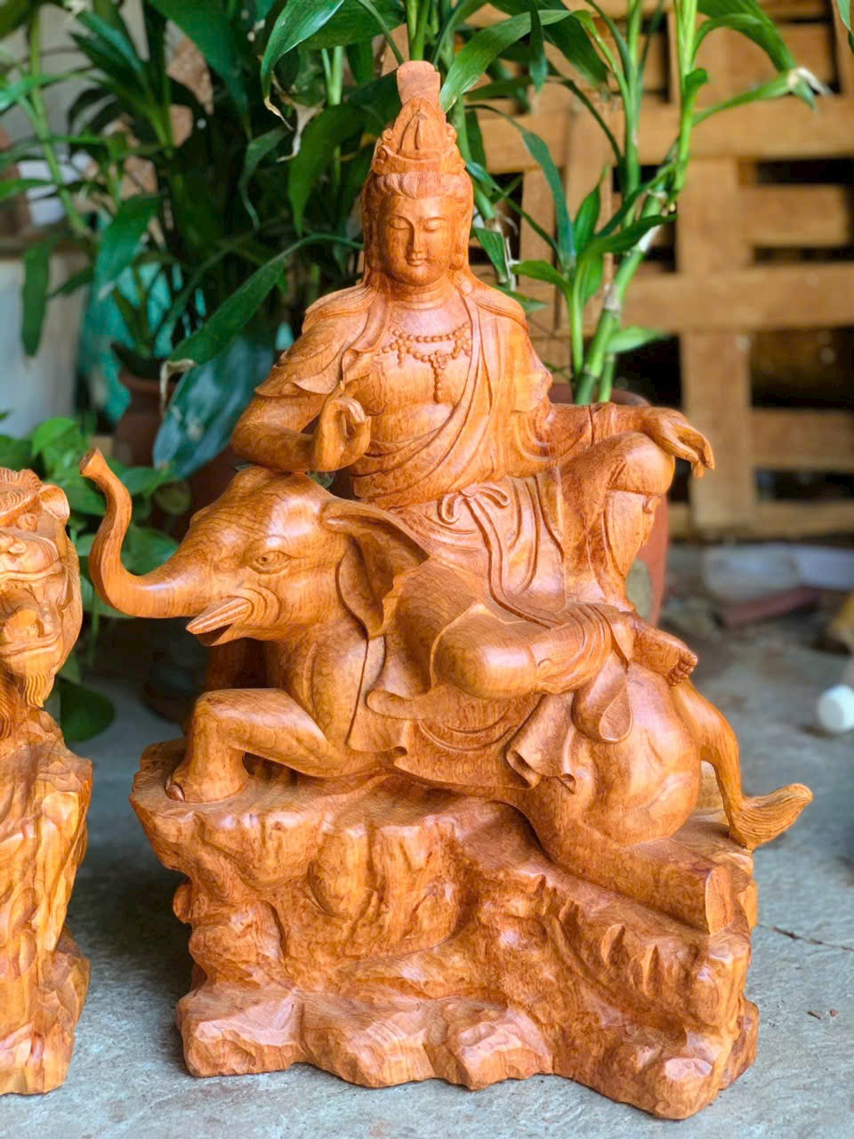Cặp Tượng văn thù _phổ hiền bồ tát bằng gỗ hương kt cao 50×39×20cm