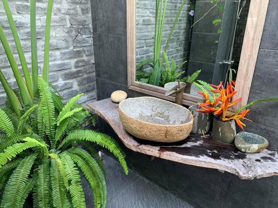Combo Chậu đá tự nhiên, chậu rửa mặt đá, lavabo đá tự nhiên tây bắc, bền bỉ 1000 năm, đẹp, rất Việt Nam ( Chậu + Vòi + bộ xả)