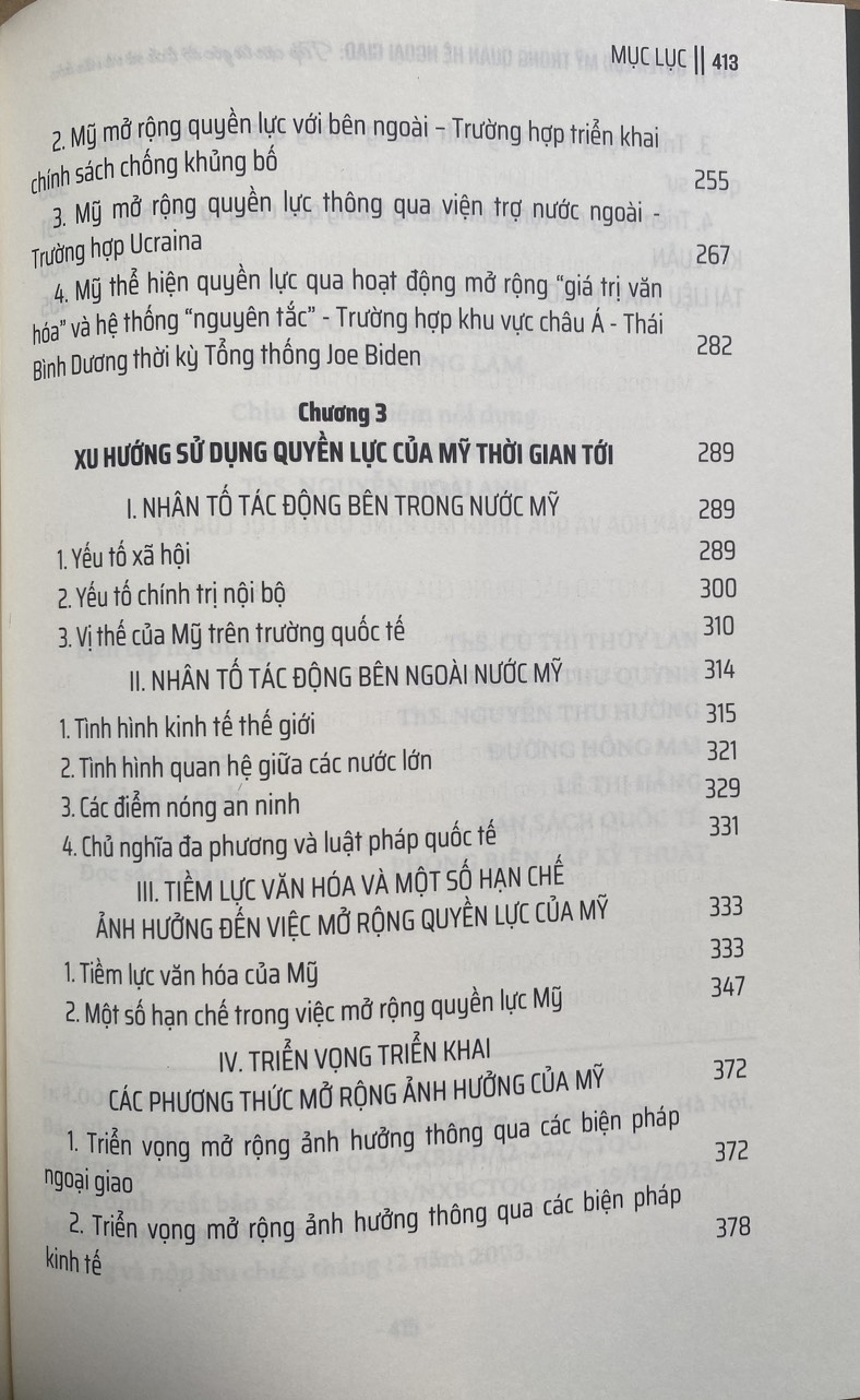Quyền lực Mỹ trong quan hệ ngoại giao tiếp cận từ góc độ lịch sự và văn hóa (Sách chuyên khảo)