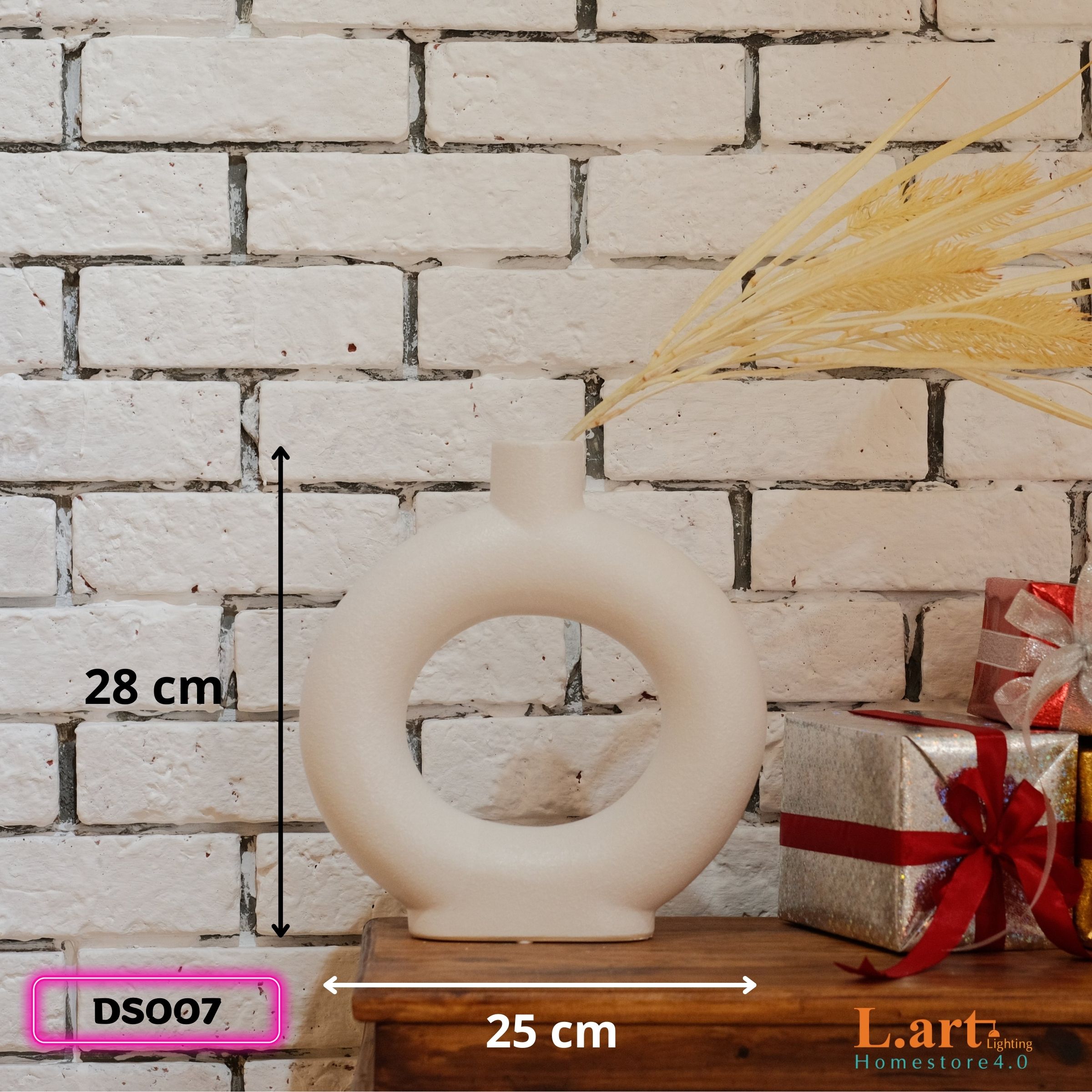 Tượng gốm sứ trang trí nhà hình lọ hoa lạ mắt màu trắng DS006