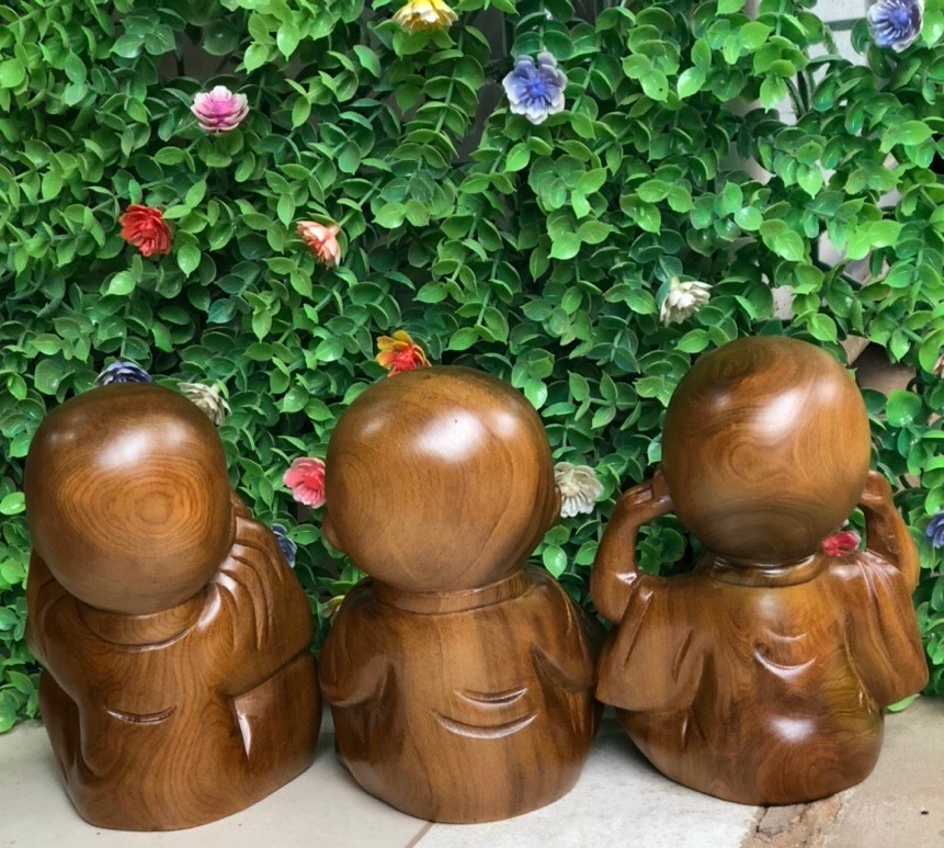 Bộ tượng tam không trang trí bàn làm việc ,láp tốp ,ôtô bằng gỗ bách xanh thơm phức kt cao 13×9×8cm