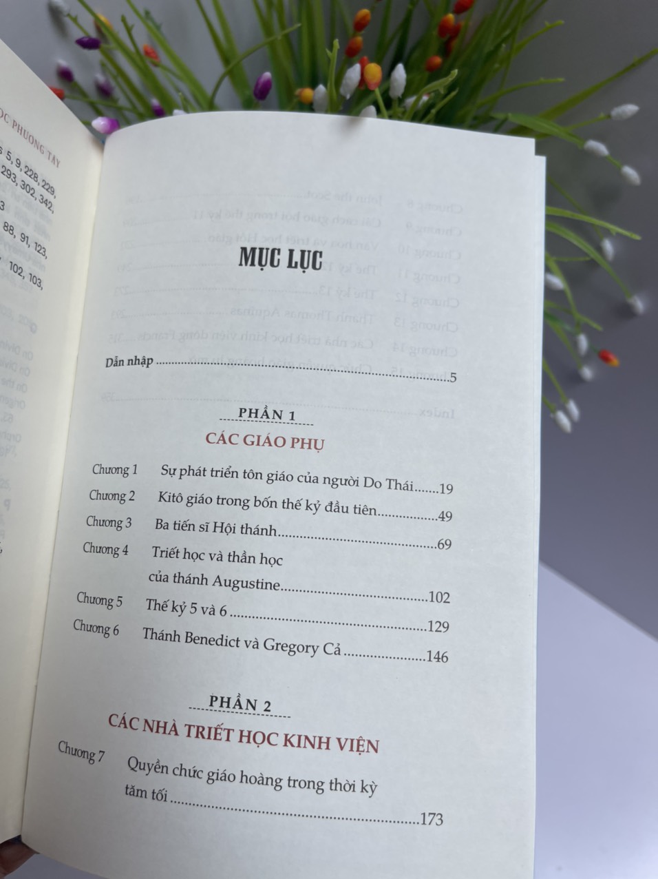 (Bìa Cứng In Màu) (Nobel Văn chương 1950) LỊCH SỬ TRIẾT HỌC PHƯƠNG TÂY - Tập 2 - Triết Học Công Giáo - Bertrand Russell - dịch giả Hồ Hồng Đăng - Nhã Nam