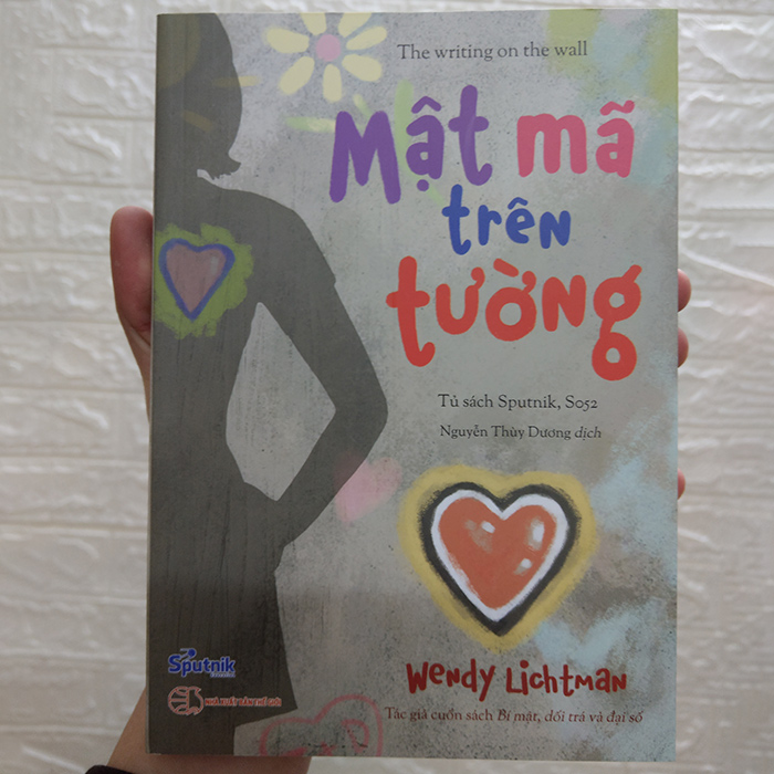 Mật Mã Trên Tường (Song Ngữ Anh - Việt)