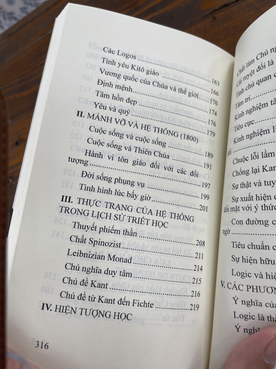 HEGEL - Kostas Papaipanou - Mai Thị Yên Thi dịch -TruongPhuongbooks - bìa mềm