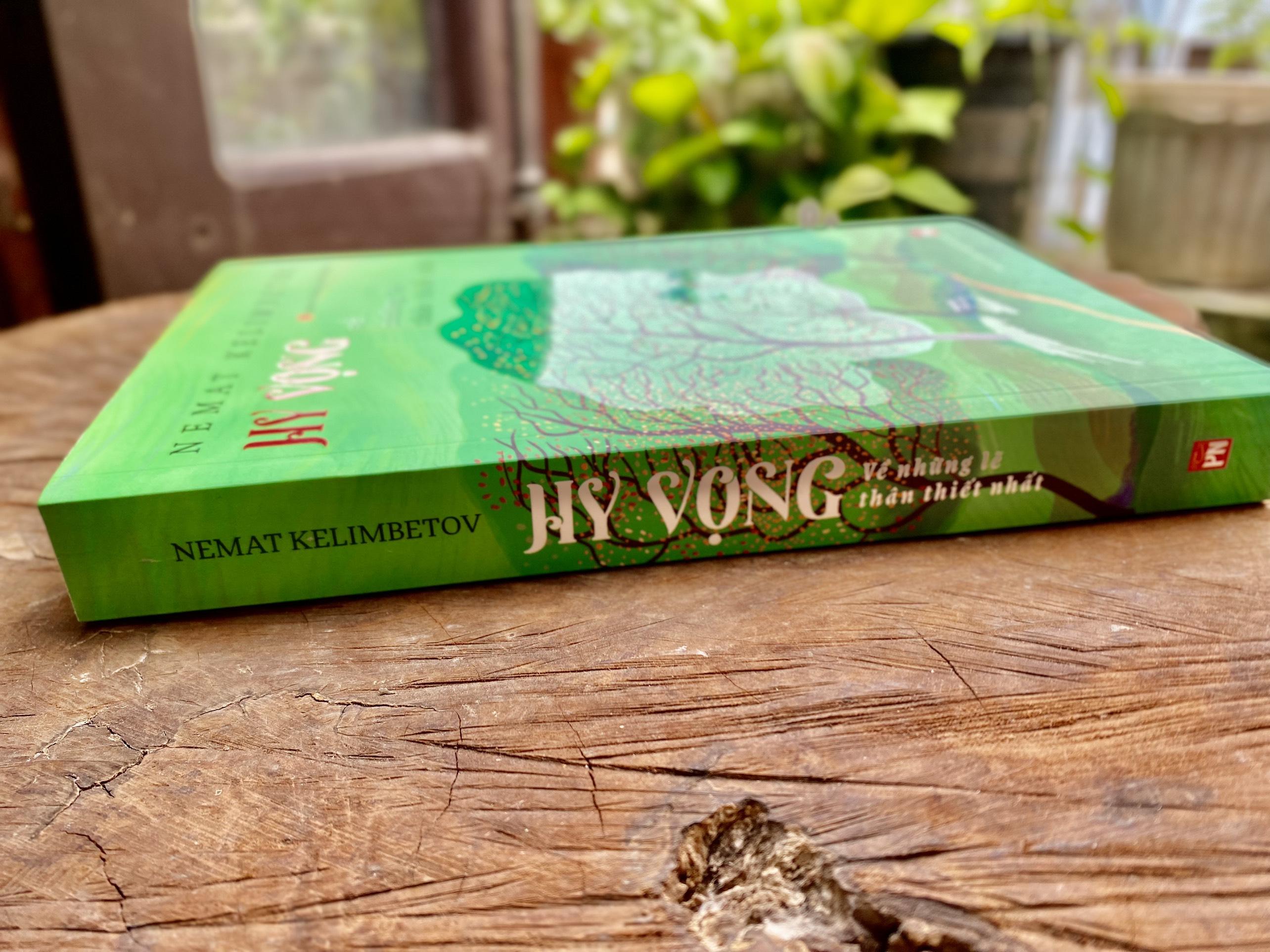 Sách - Hy Vọng Về Những Lẽ Thân Thiết Nhất