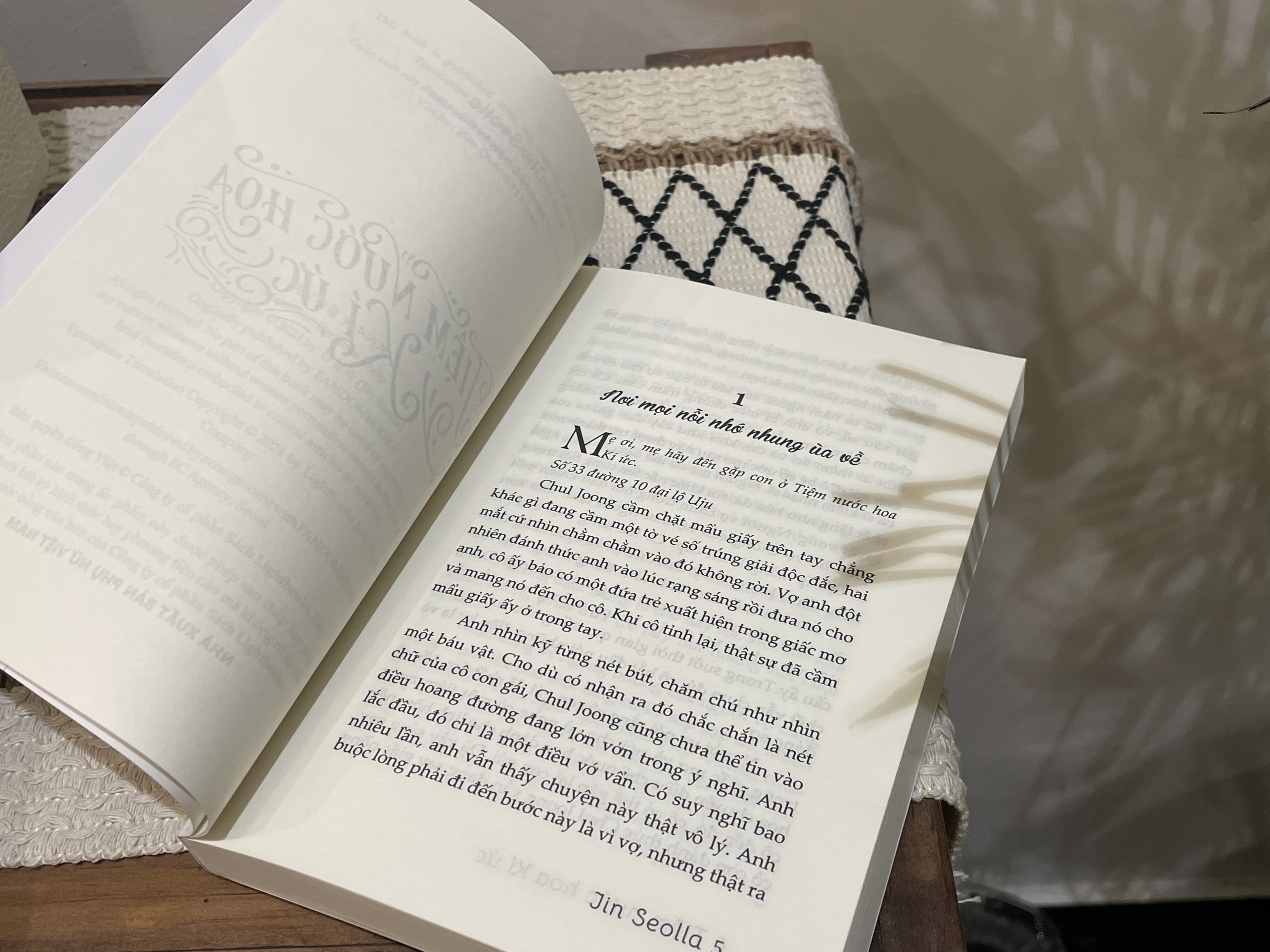 TIỆM NƯỚC HOA KÍ ỨC - Jin Seolla – Lightbooks