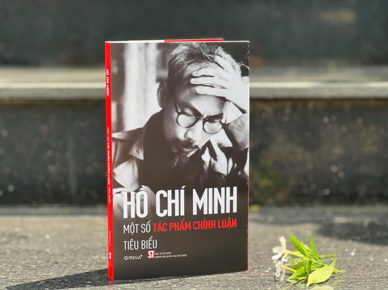 HỒ CHÍ MINH - Một Số Áng Văn Chính Luận Tiêu Biểu - Bản Quyền
