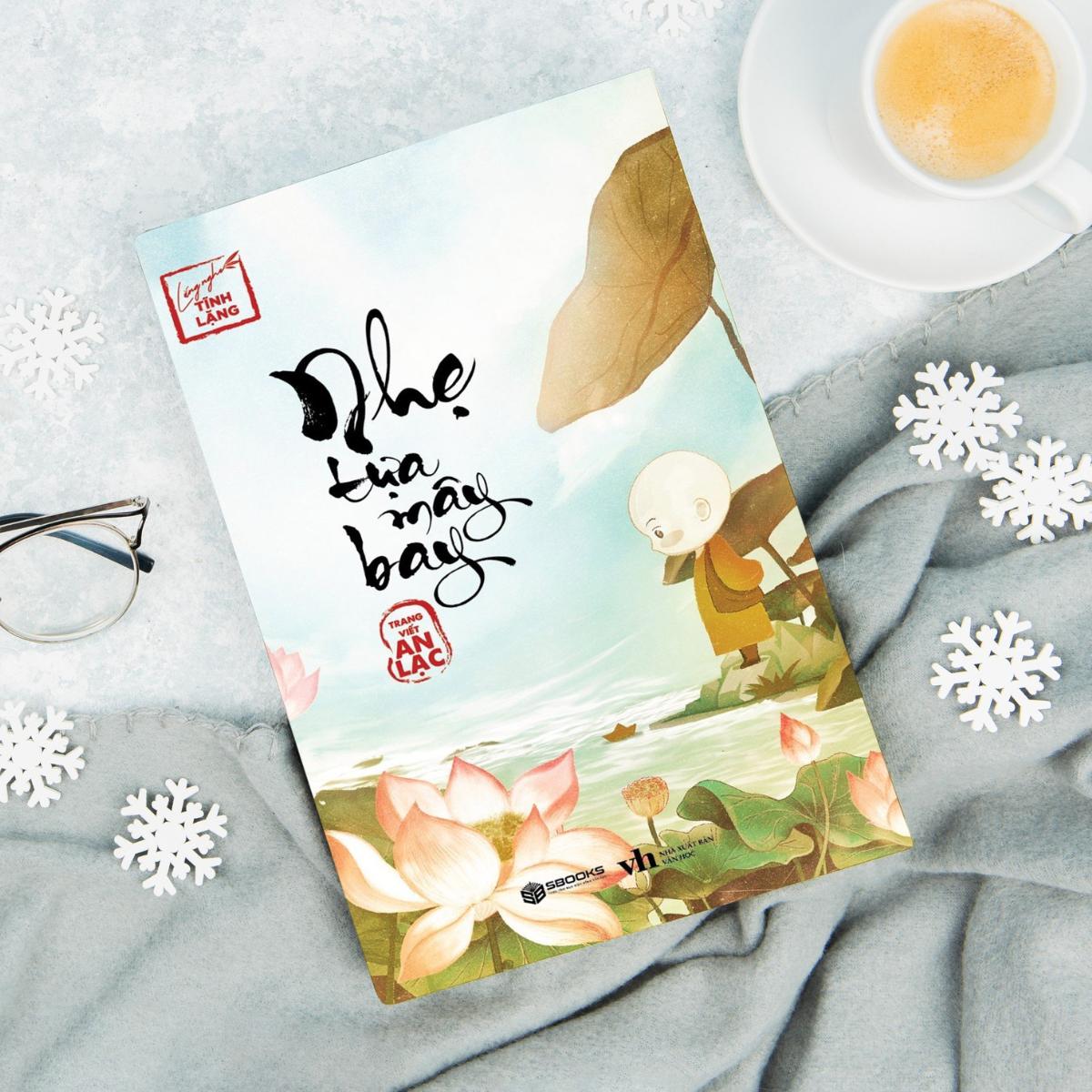 Sách - Nhẹ Tựa Mây Bay (Lắng Nghe Tĩnh Lặng) - SBOOKS