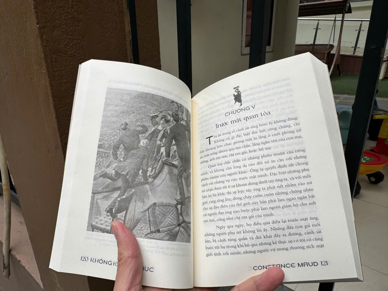 KHÔNG KHUẤT PHỤC – Constance Maud - Phúc Minh Books