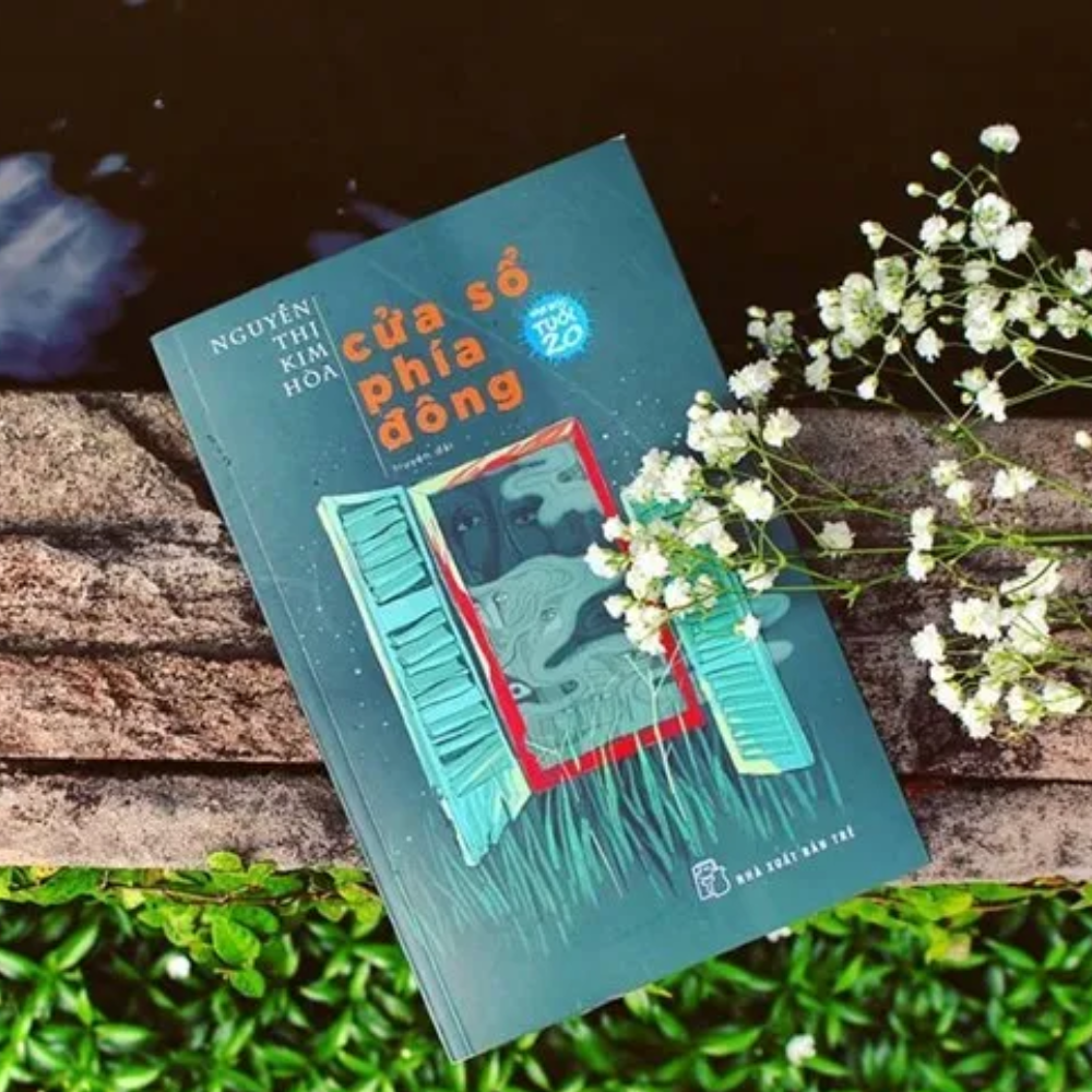 Cửa Sổ Phía Đông